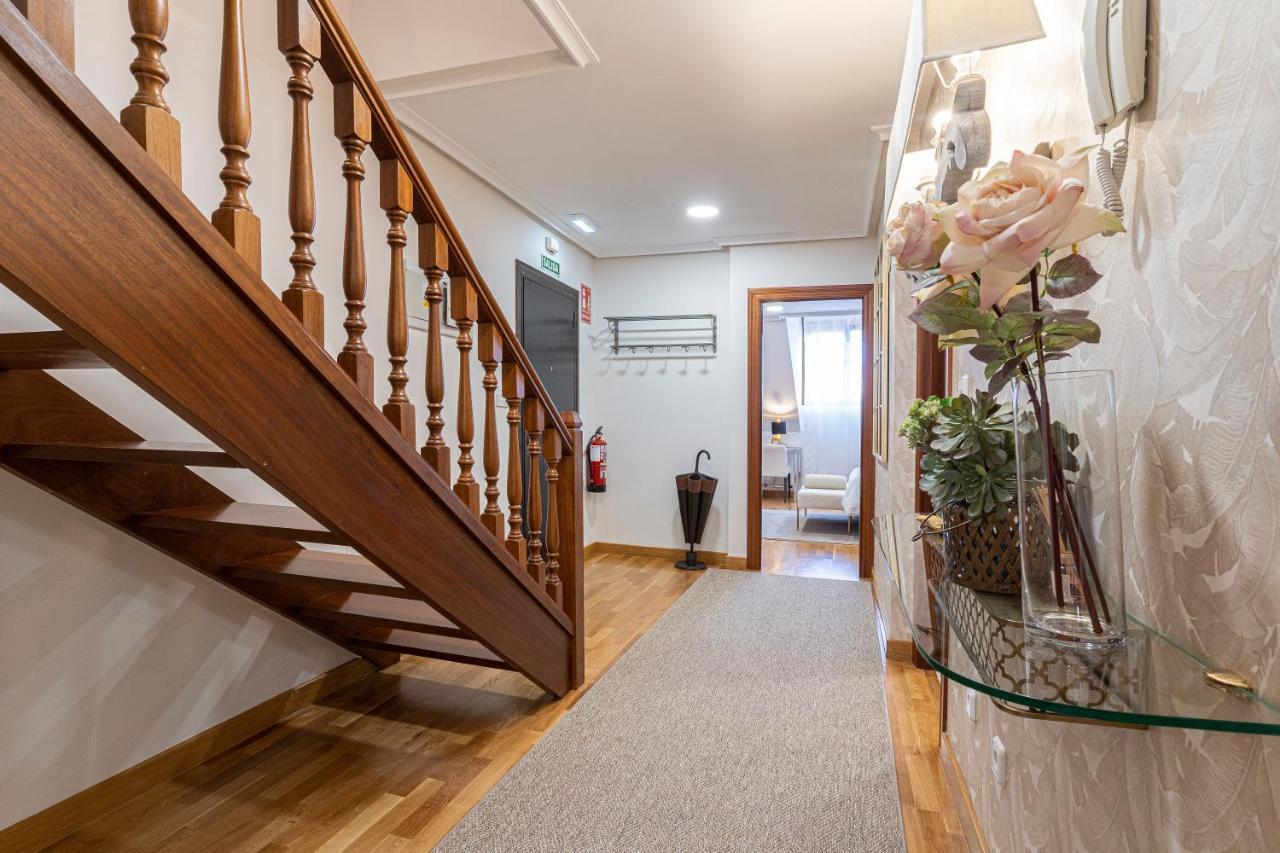 De La Guardia Suite Rosal Oviedo Exterior photo