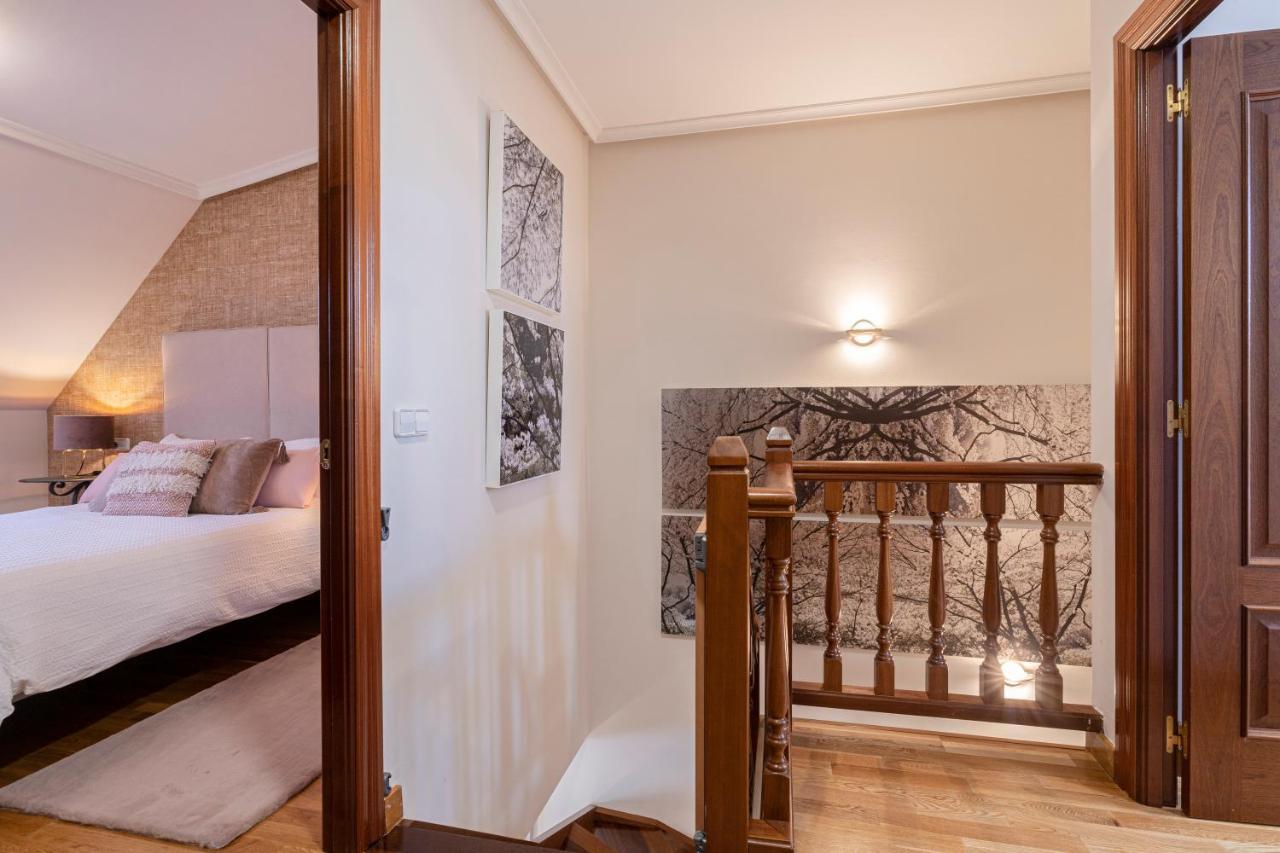 De La Guardia Suite Rosal Oviedo Exterior photo